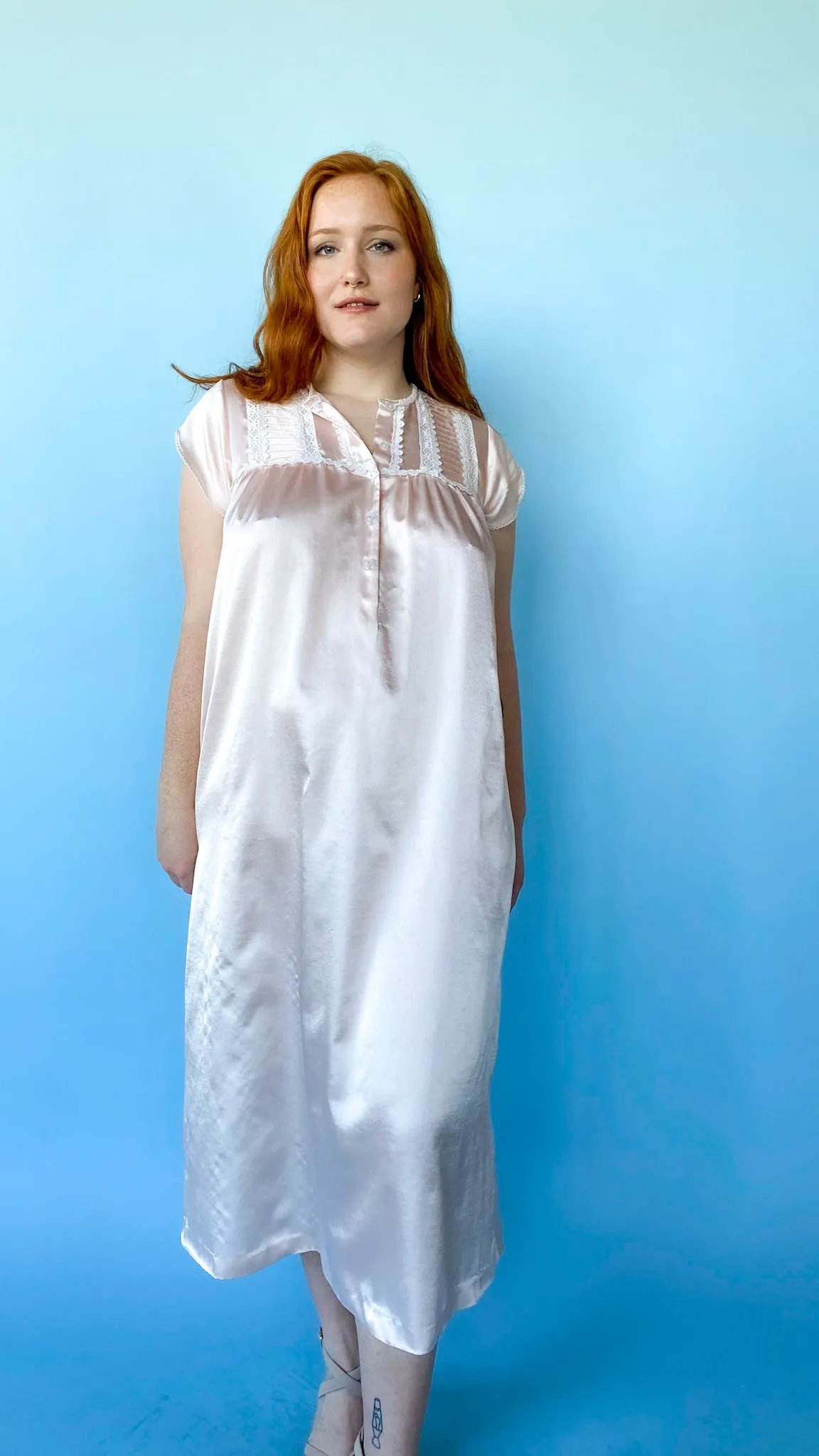 1980s Oscar de la Renta Nightgown, sz. L