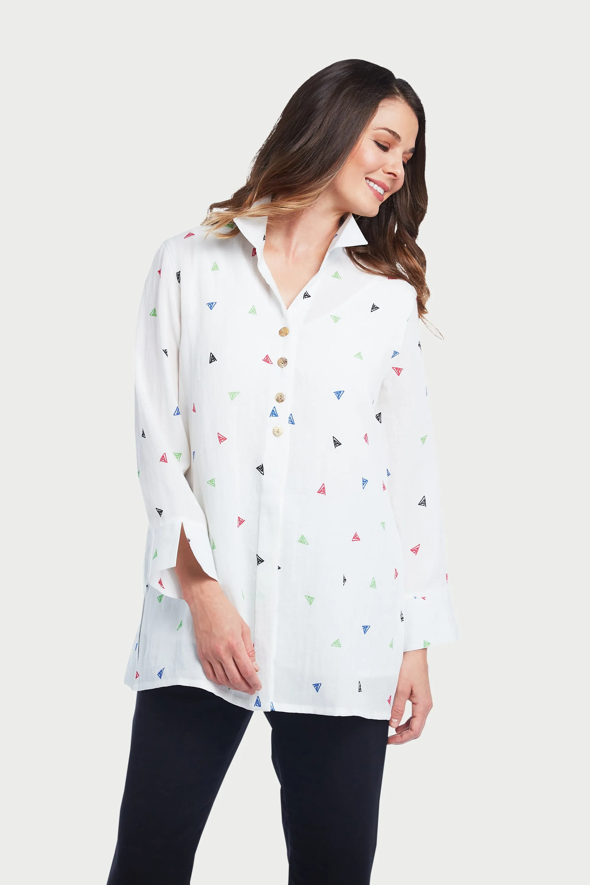 AA192 - Eleanor Linen Blouse