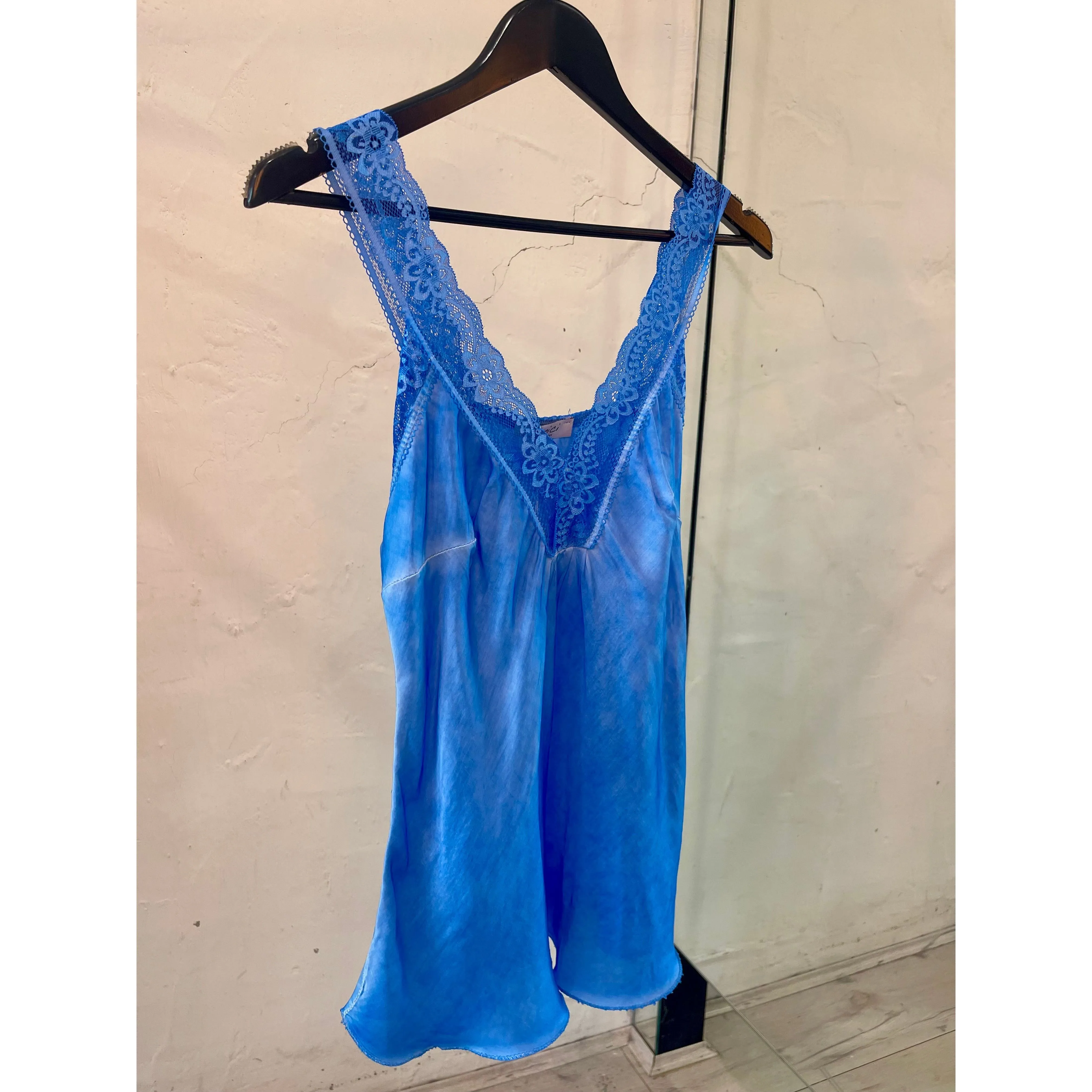 AMICI SILK CAMI