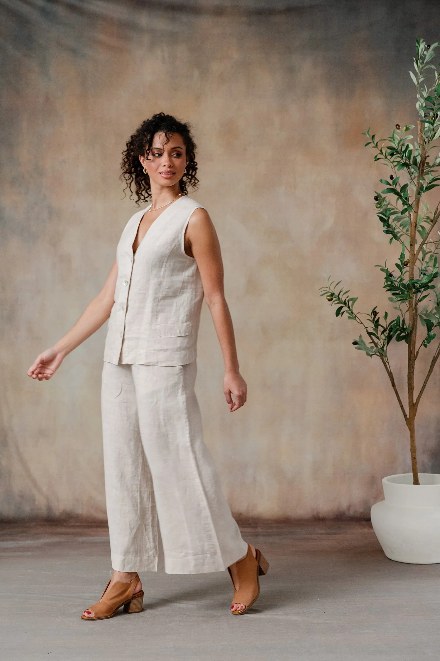 Anna Linen Vest