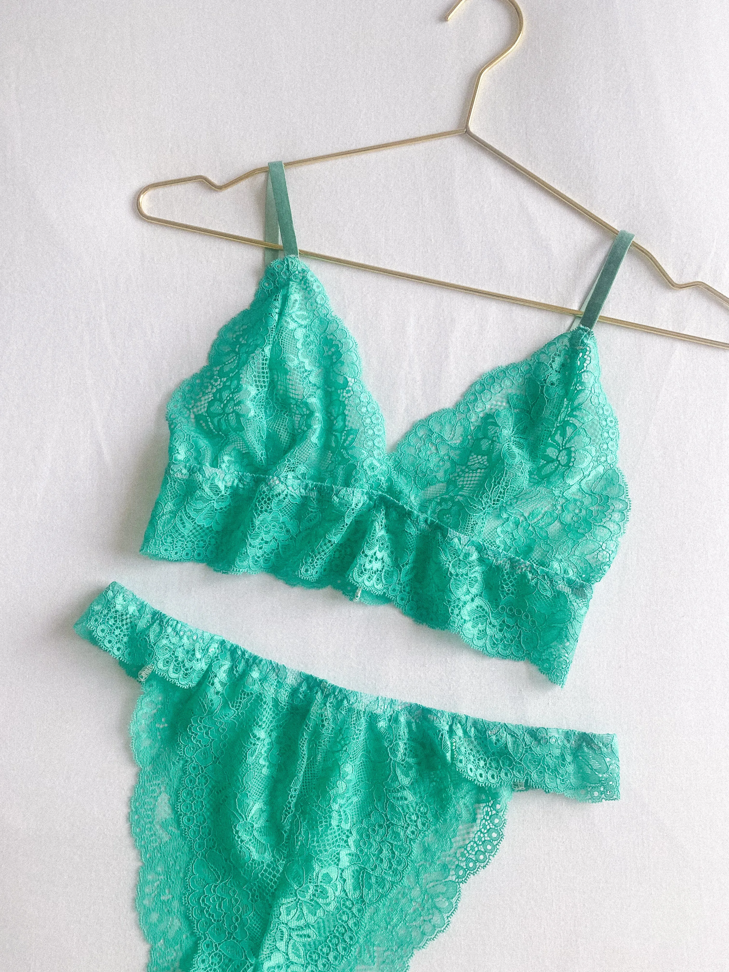 Azure Lace Set