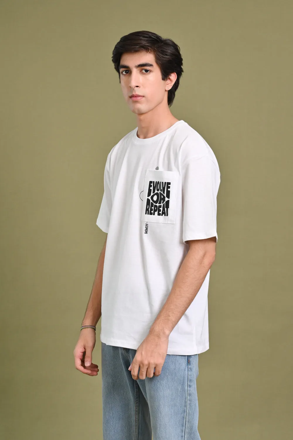 BAGGY FIT GRAPHIC TEE