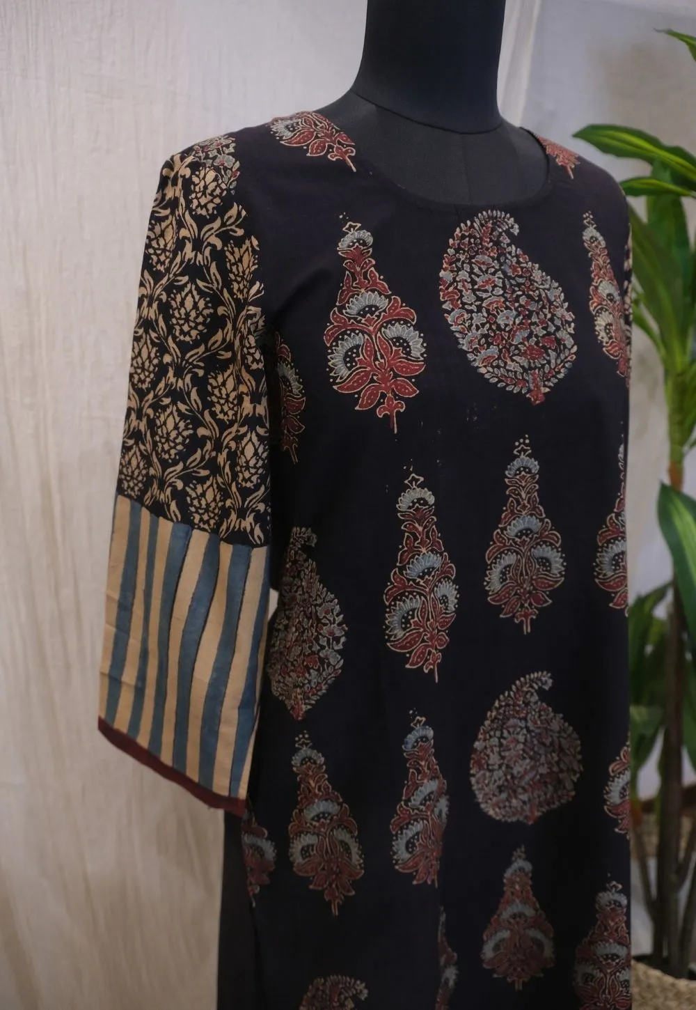 Bhavya Ajrakh Cotton Kurta