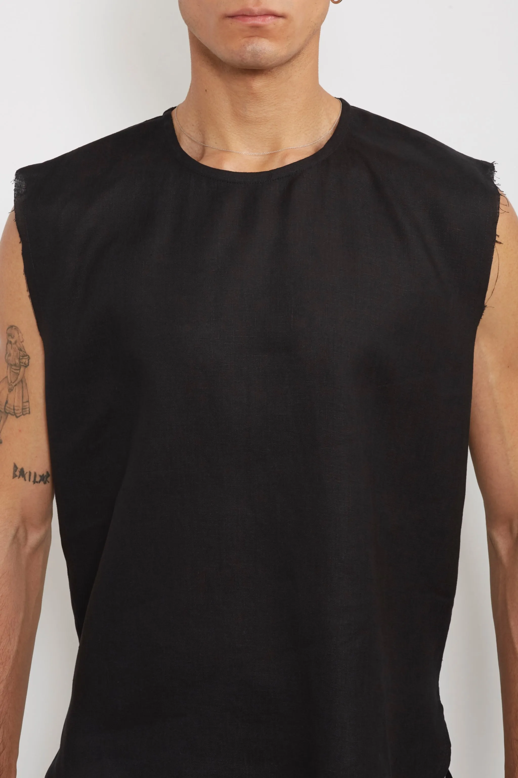 Chile: Black Linen Top