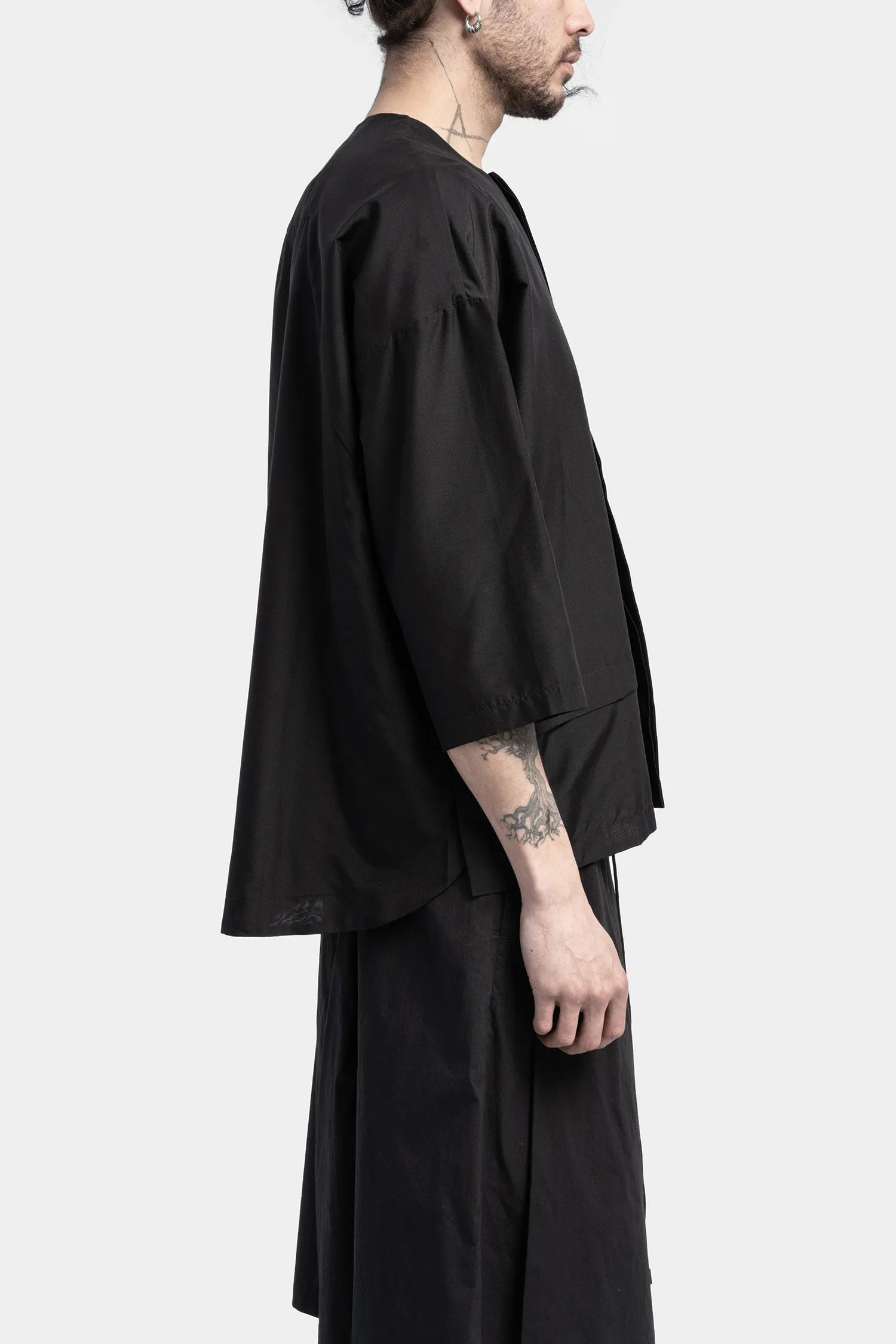 Collarless kimono silk shirt