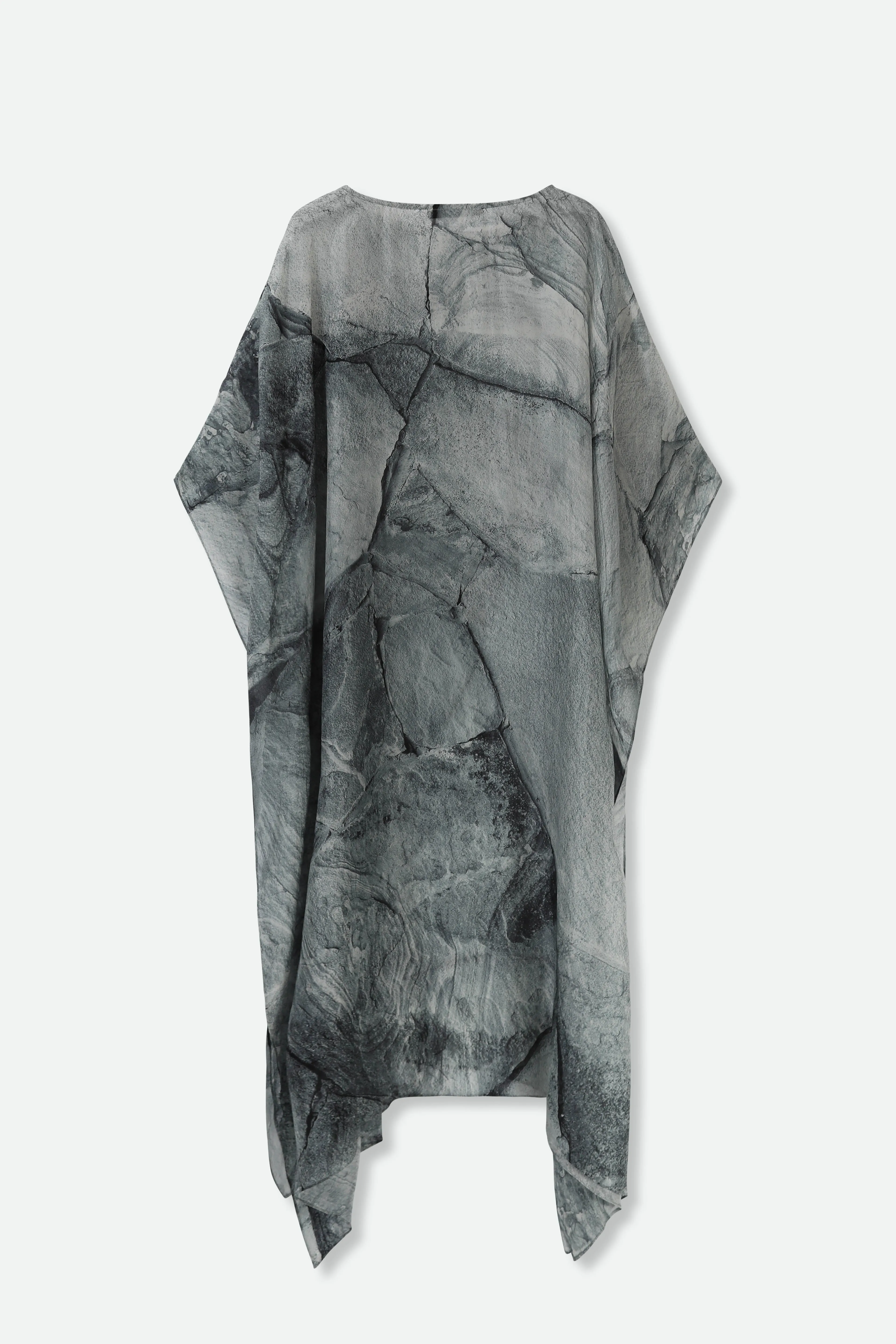 FREYA SILK KAFTAN IN PRINTED ITALIAN SILK VOILE STONEY GREY