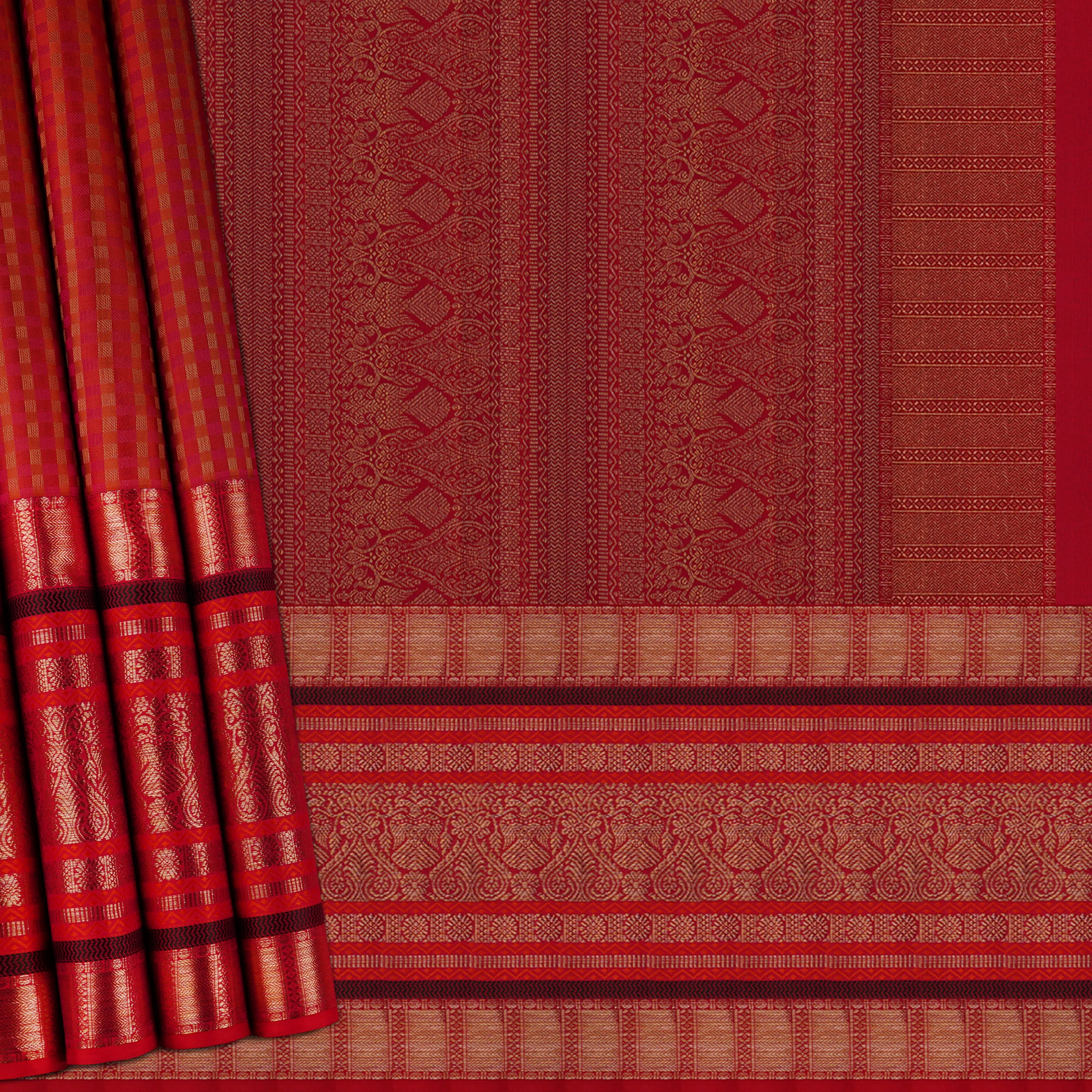 Handwoven Kanjivaram Silk Saree - 1979T008688DSC