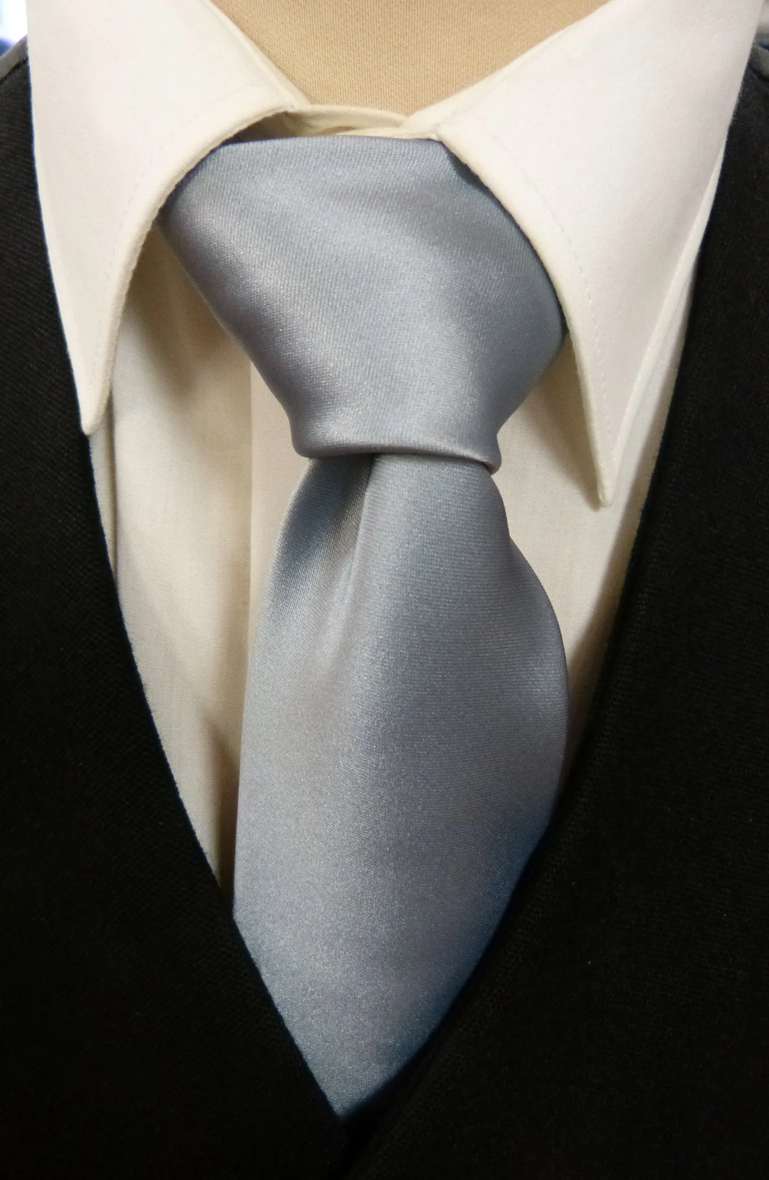 Mens Silver Satin Tie