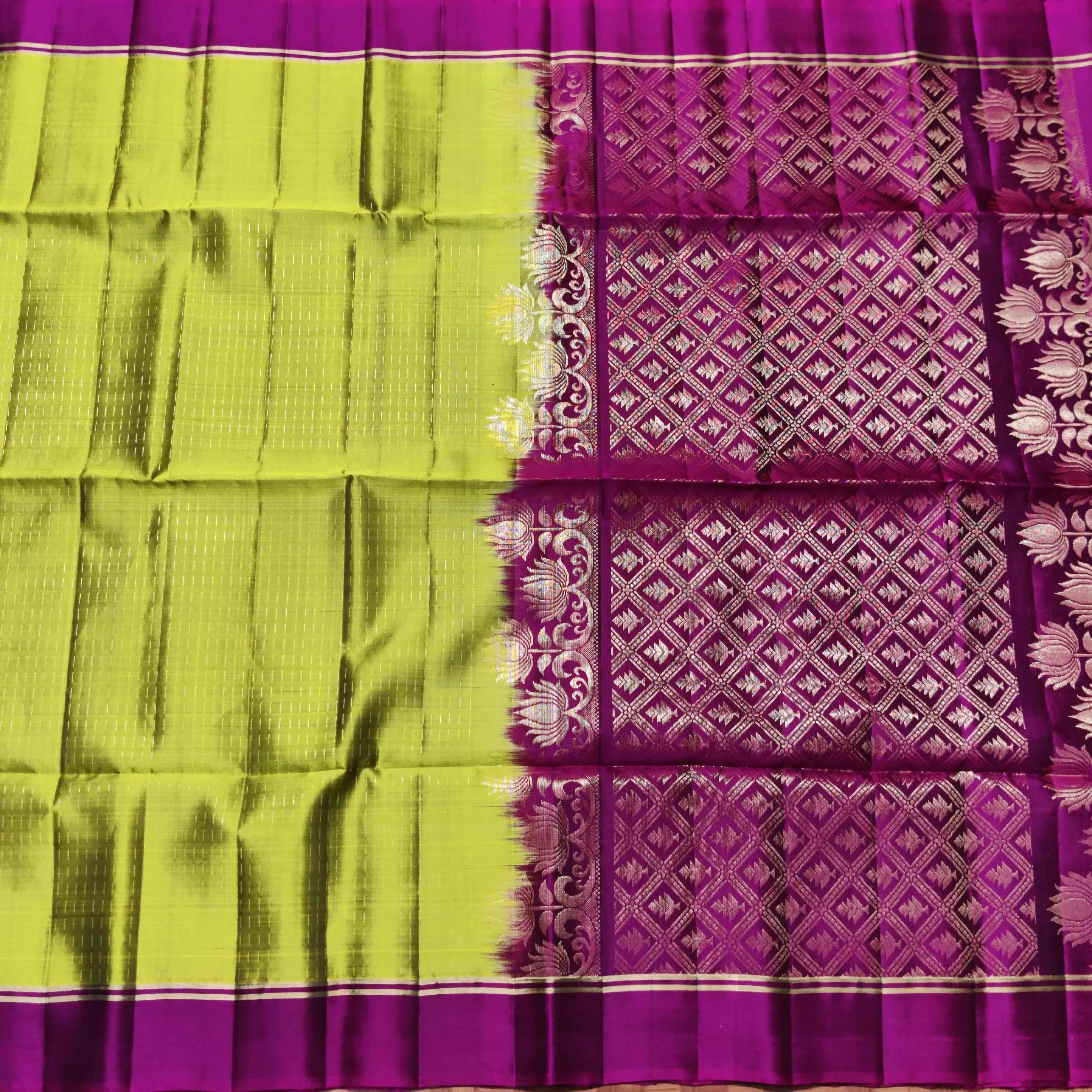 Soft silk Lightweight Pattu - SFT90