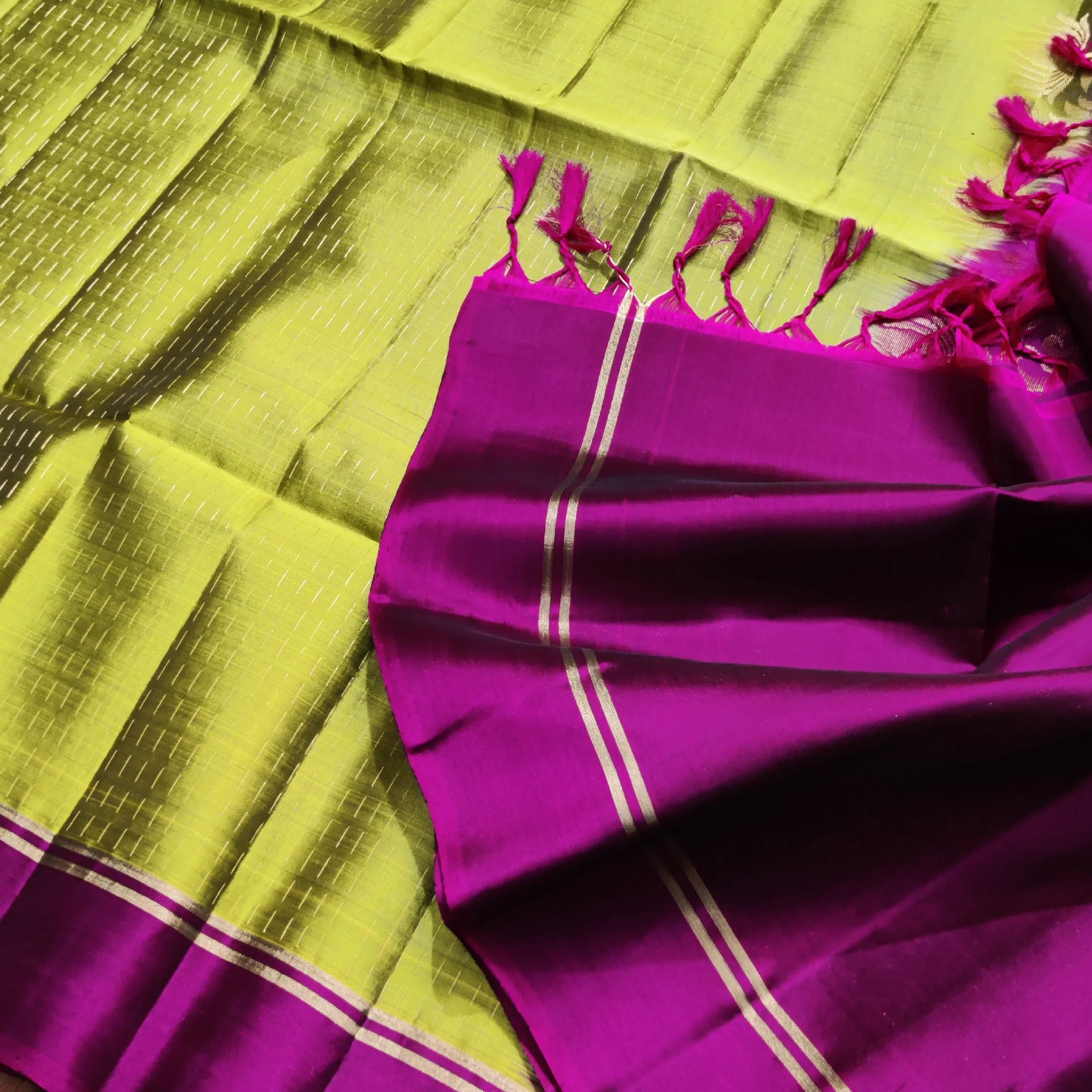 Soft silk Lightweight Pattu - SFT90