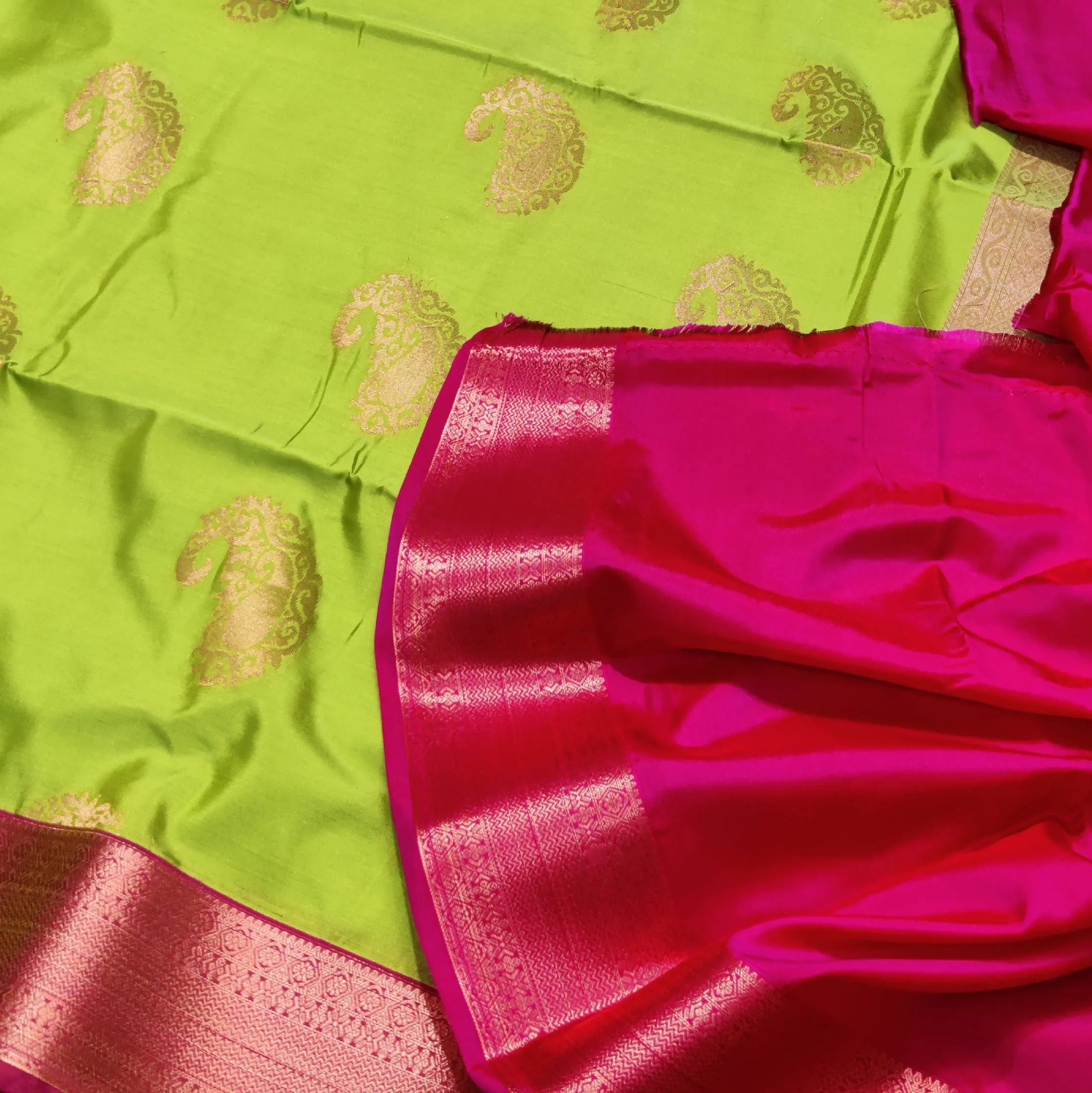 Soft silk saree - HF30